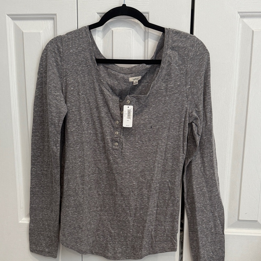 Aerie Heather Gray Long Sleeve Tee